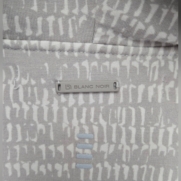 Blanc Noir Luxe Zip Front Hoodie Emilia Print Jacket Thumb Holes Size XS Fall - Picture 10 of 14